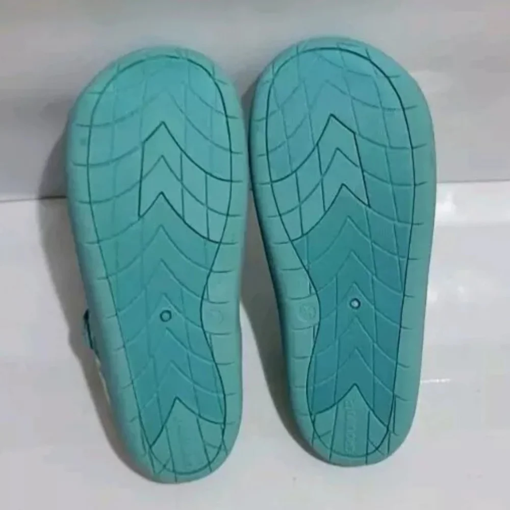 Disney Mickey Mouse Tropical Water‎ Shoes Boys Aqua Sandals